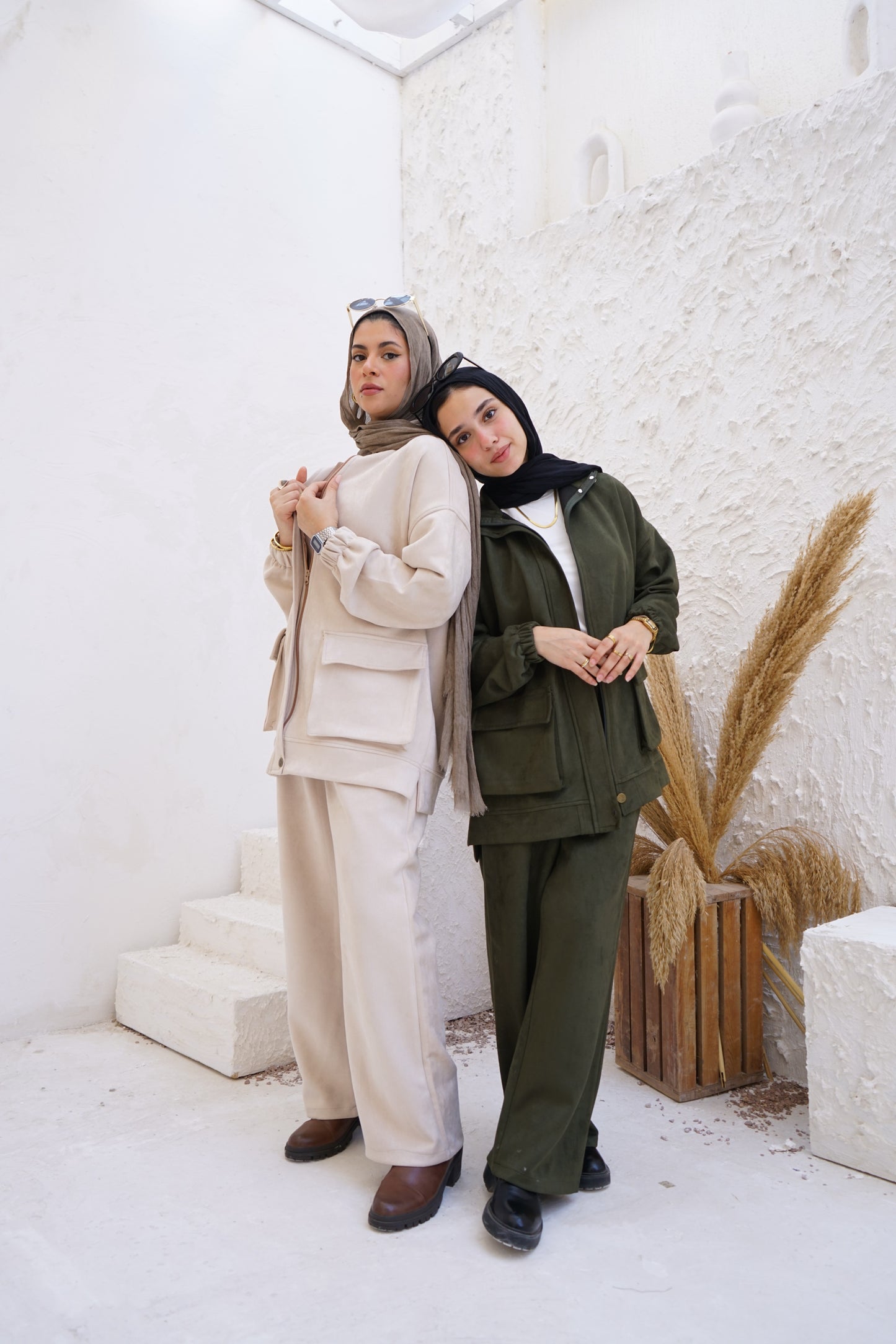 Nasaya Aurora olive Set "Pants & Jacket"