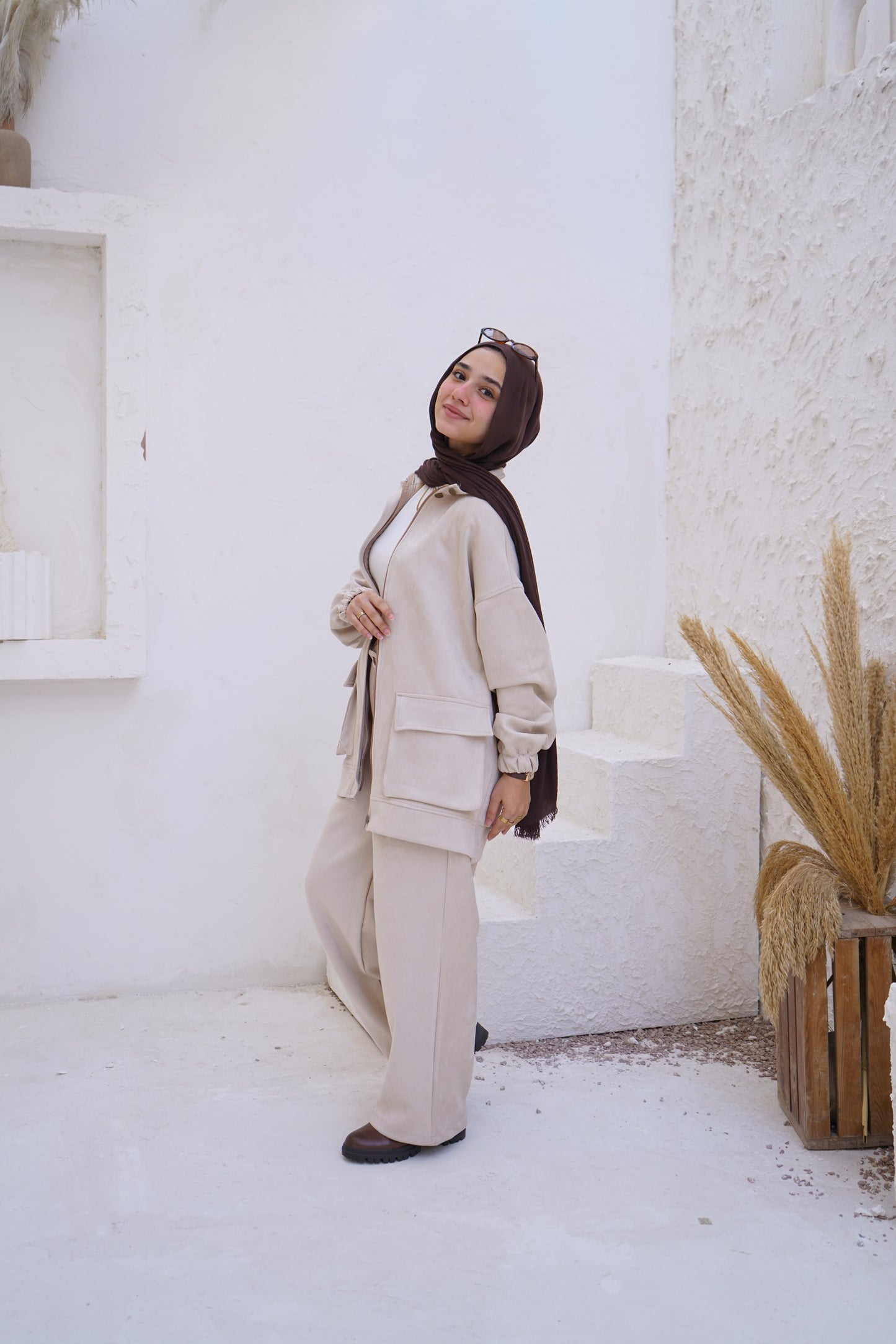 Nasaya Aurora beige Set "Pants & Jacket"